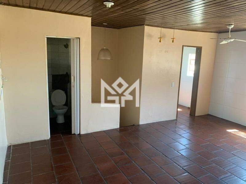 Casa com 3 quartos para aluguel, 150m² - Passo das Pedras - Porto Alegre: 