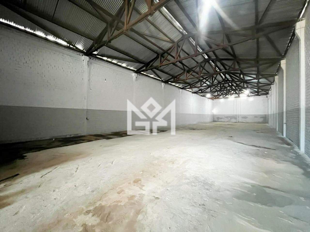 Pavilhão/Galpão/Depósito/Armazém com para aluguel, 750m² - Navegantes - Porto Alegre: 