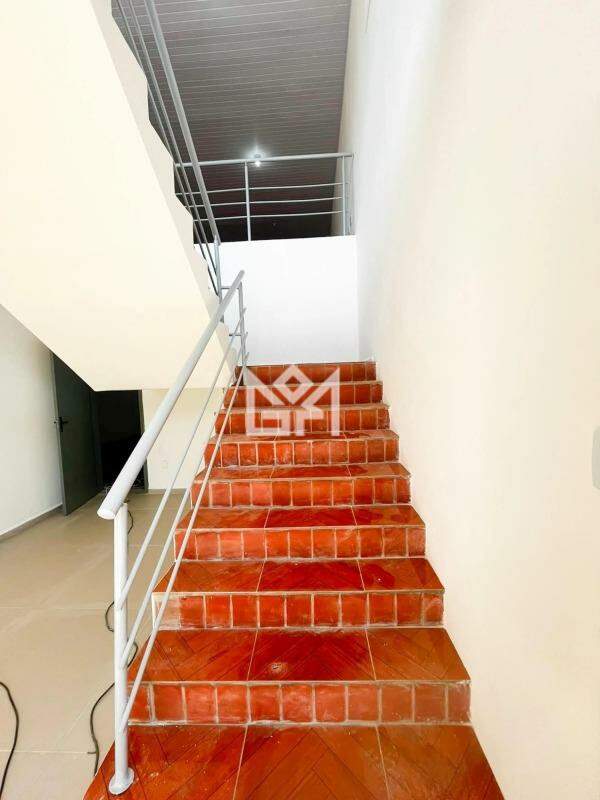 Pavilhão/Galpão/Depósito/Armazém com para aluguel, 750m² - Navegantes - Porto Alegre: 