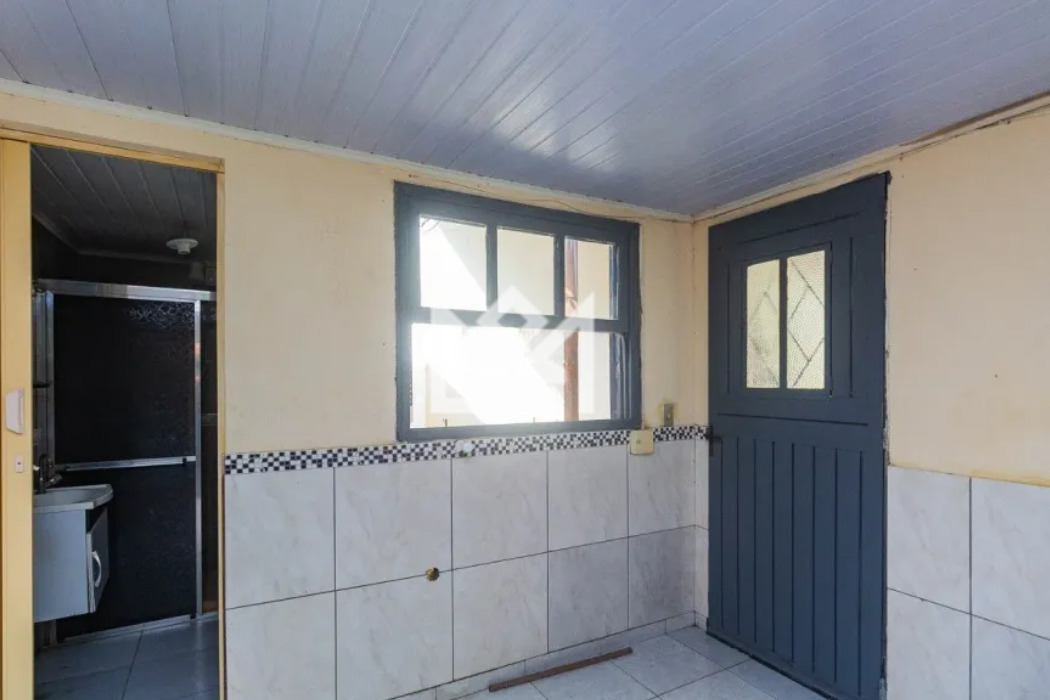 Casa com 1 quarto para aluguel, 30m² - Sarandi - Porto Alegre: 