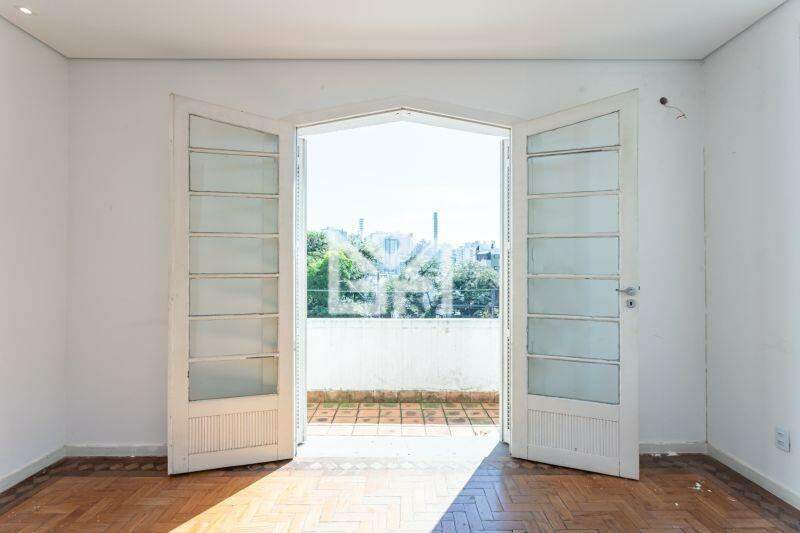 Casa com para aluguel, 300m² - Petrópolis - Porto Alegre: 