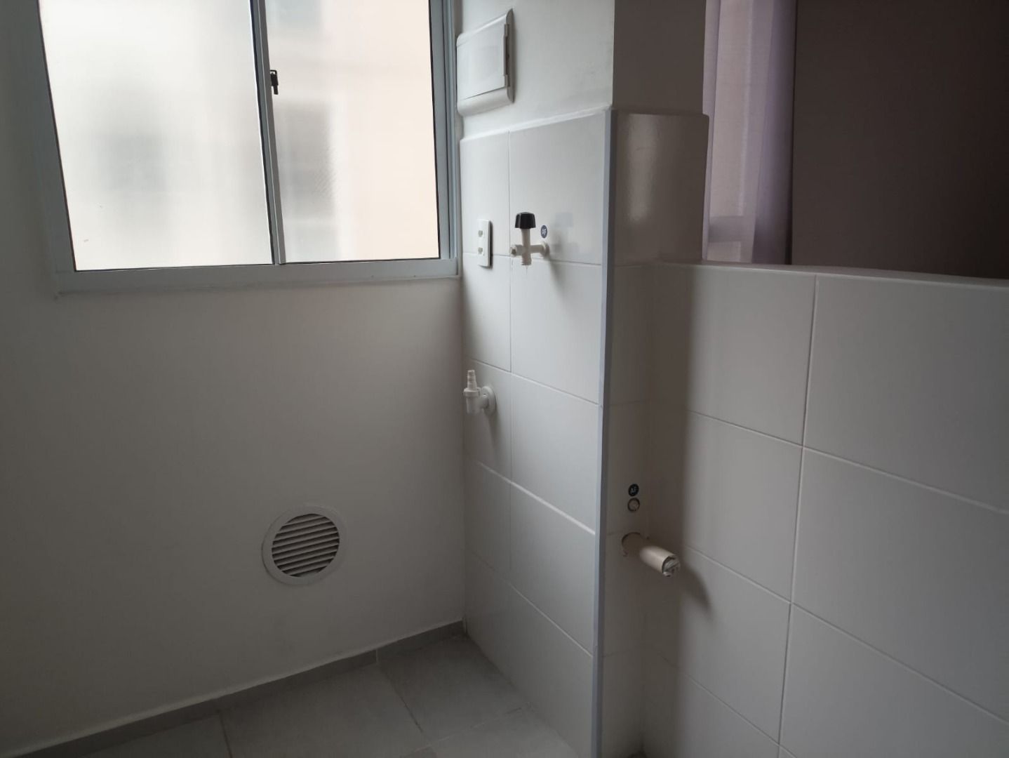 Apartamento com 2 quartos para aluguel, 42m² - Jansen - Gravataí: 