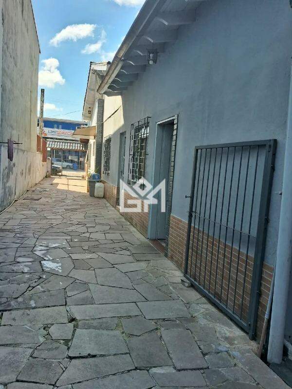 Casa com 2 quartos para aluguel, 80m² - Sarandi - Porto Alegre: 