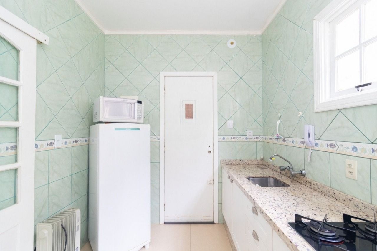 Apartamento com 2 quartos para aluguel, 76m² - Menino Deus - Porto Alegre: 