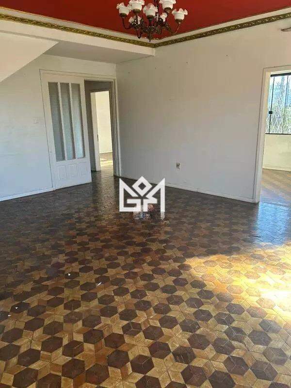 Casa com 4 quartos à venda, 249m² - Teresópolis - Porto Alegre: 