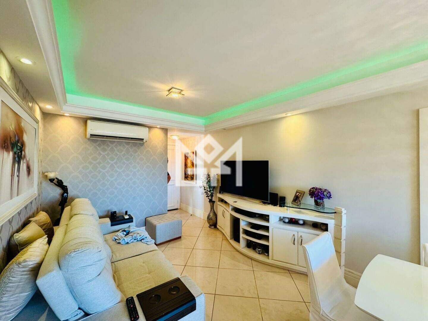Apartamento com 2 quartos à venda, 80m² - Menino Deus - Porto Alegre: 