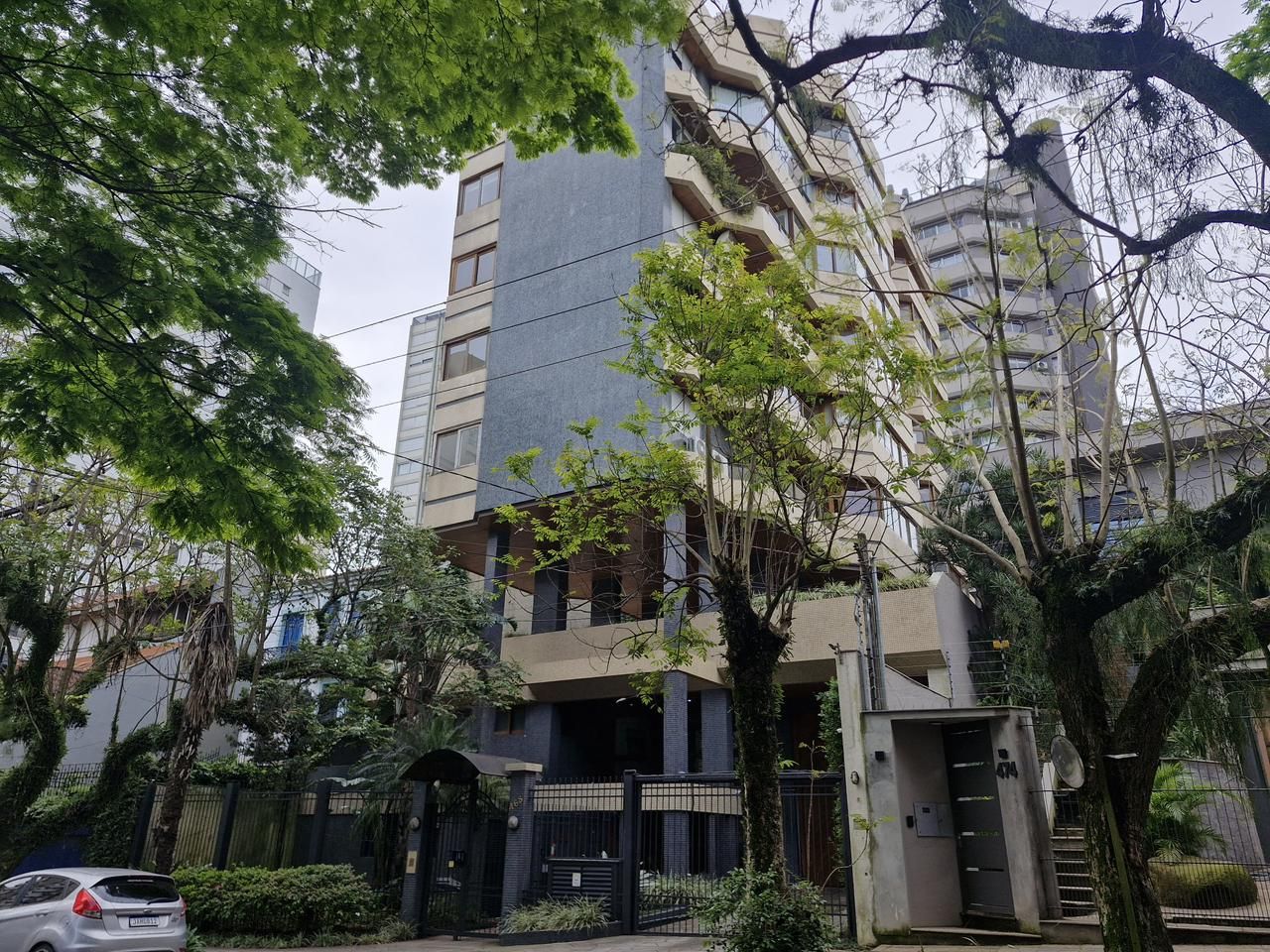 Apartamento com 4 quartos para aluguel, 350m² - Bela Vista - Porto Alegre: 