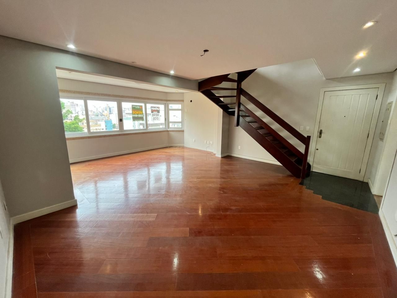 Apartamento com 4 quartos para aluguel, 350m² - Bela Vista - Porto Alegre: 