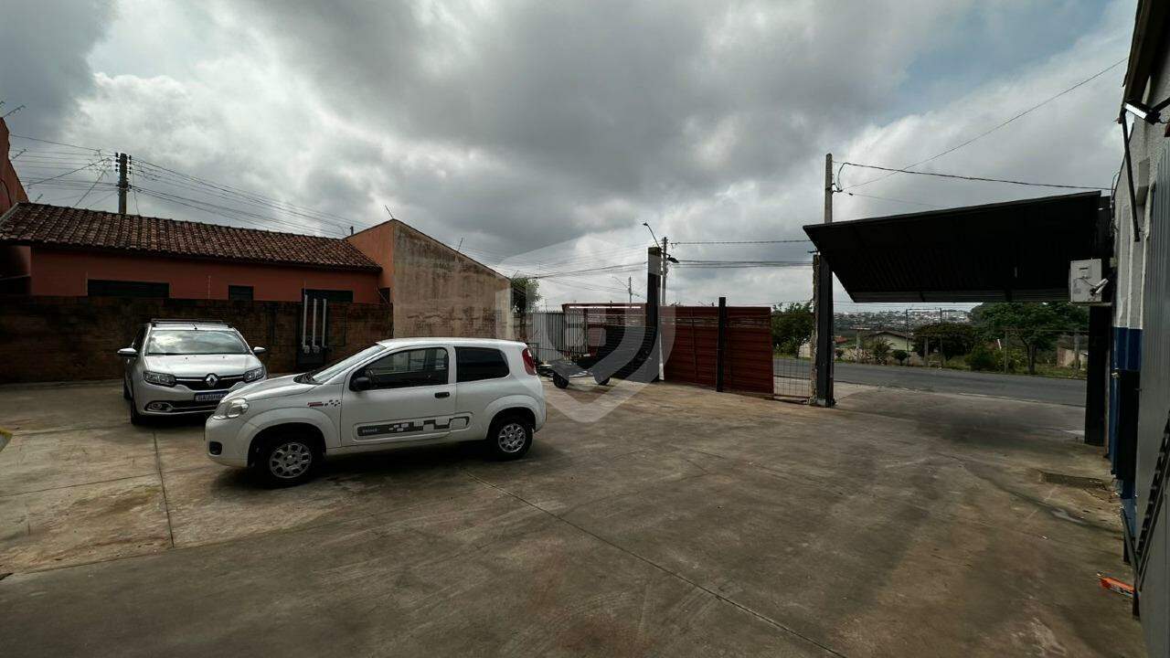 Salão / Barracão à Venda no Vila Nova Celina em Bauru/SP