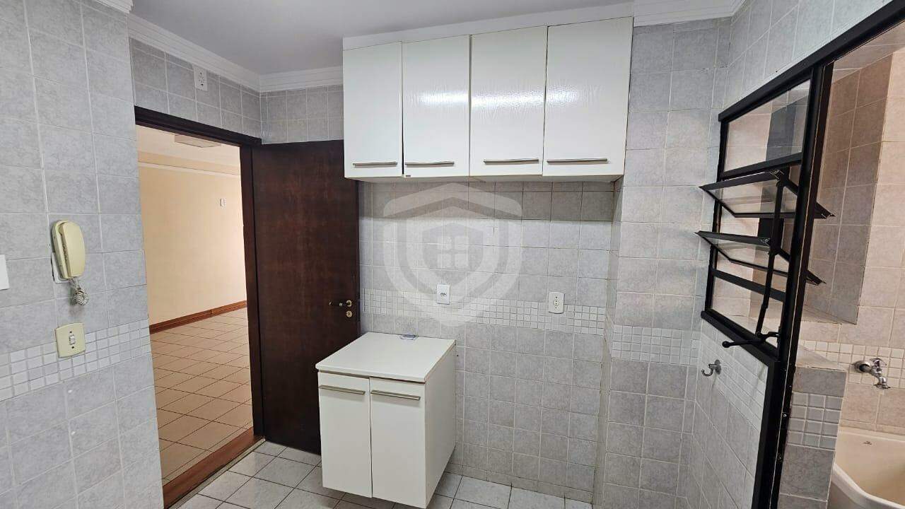 Apartamento para alugar no Jardim Infante Dom Henrique em Bauru/SP