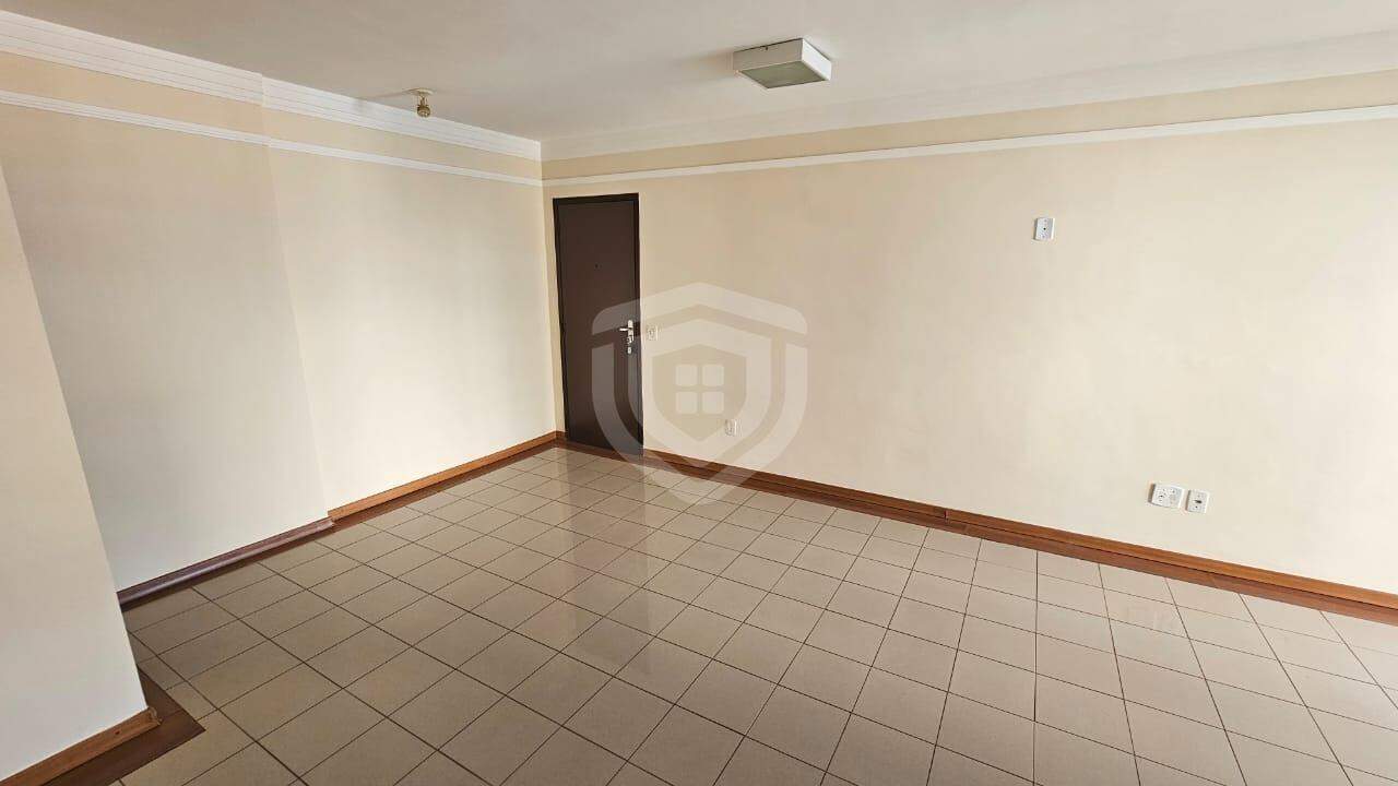 Apartamento para alugar no Jardim Infante Dom Henrique em Bauru/SP