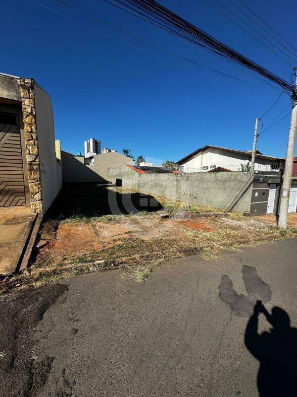 Terreno à Venda no Jardim Paulista em Bauru/SP