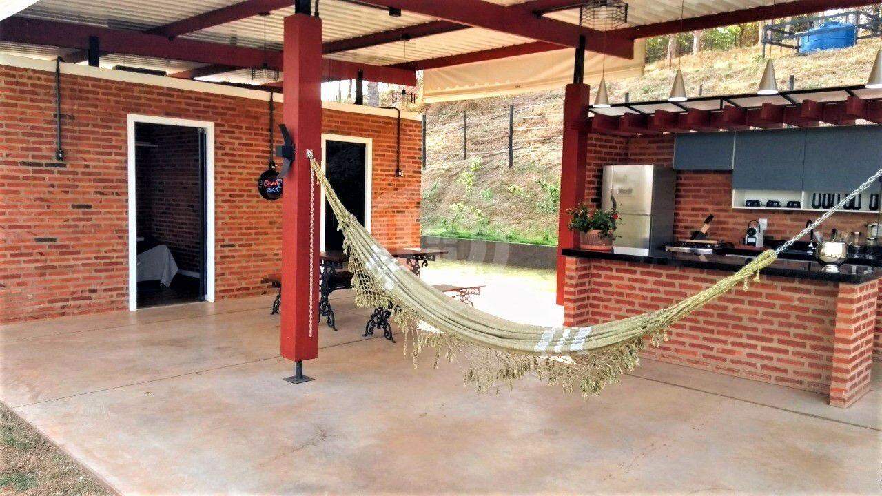 Rancho à Venda no Sítios Reunidos de Santa Maria em Bauru/SP