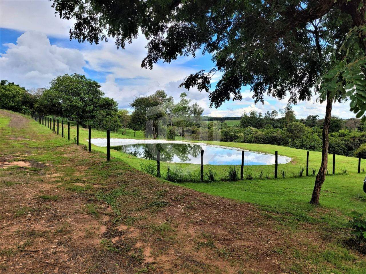 Rancho à Venda no Sítios Reunidos de Santa Maria em Bauru/SP