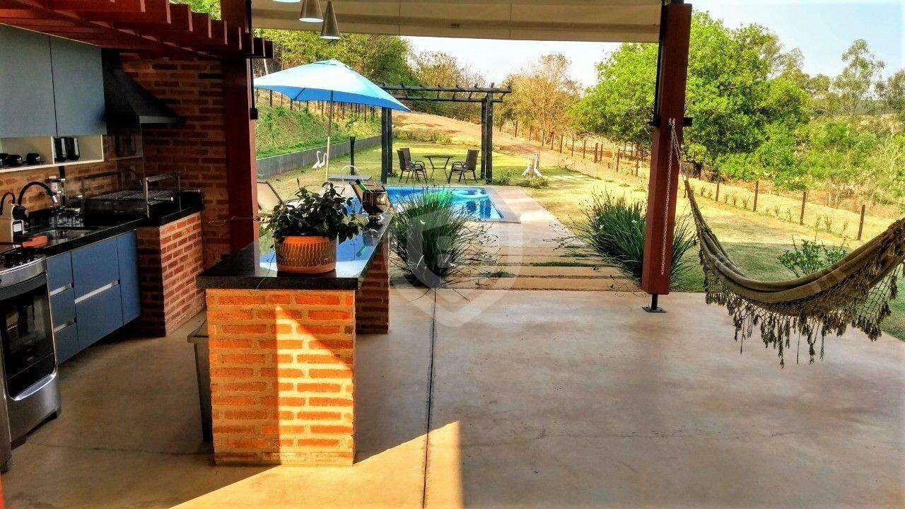 Rancho à Venda no Sítios Reunidos de Santa Maria em Bauru/SP