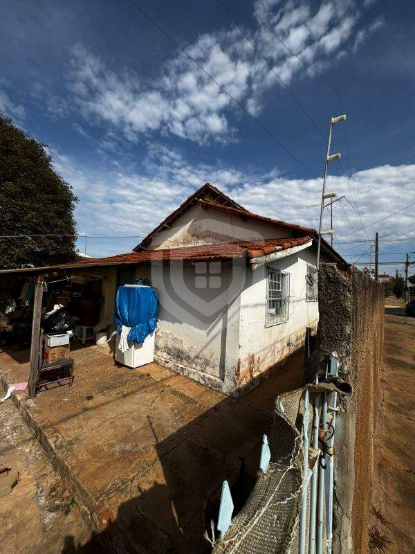 Casa à Venda no Jardim Godoy em Bauru/SP