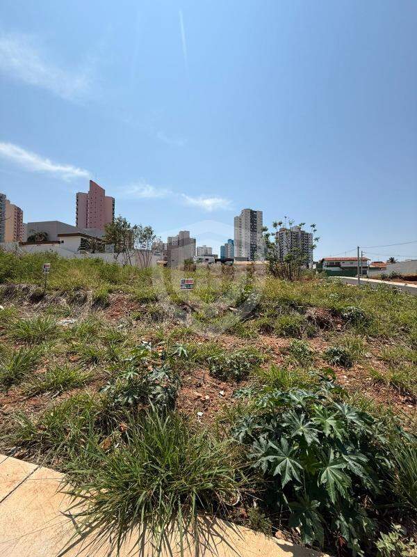 Terreno à Venda no Jardim América em Bauru/SP