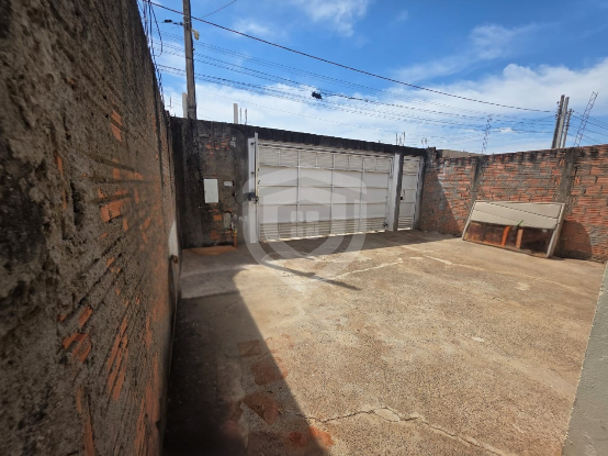 Casa à Venda no Parque Pampulha em Agudos/SP