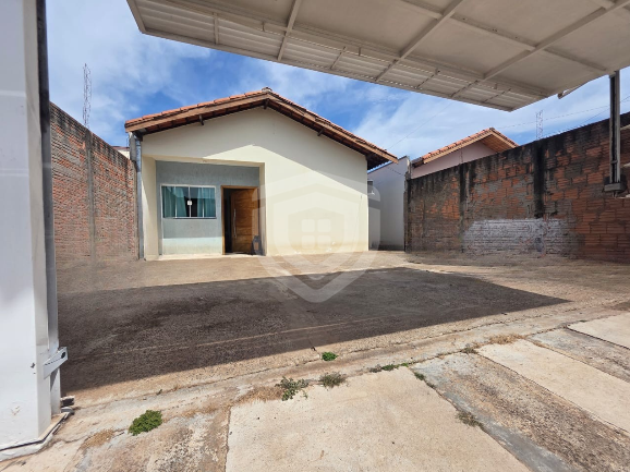 Casa à Venda no Parque Pampulha em Agudos/SP