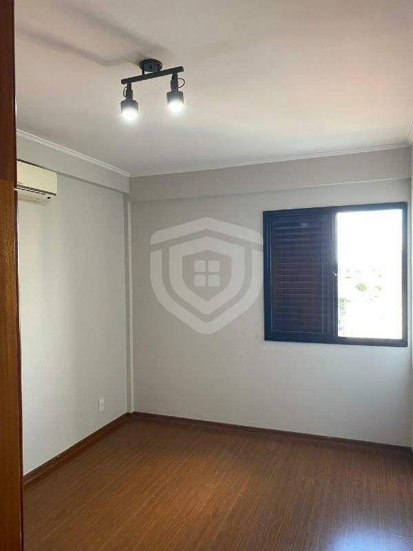 Apartamento à Venda no Vila Nova Cidade Universitária em Bauru/SP