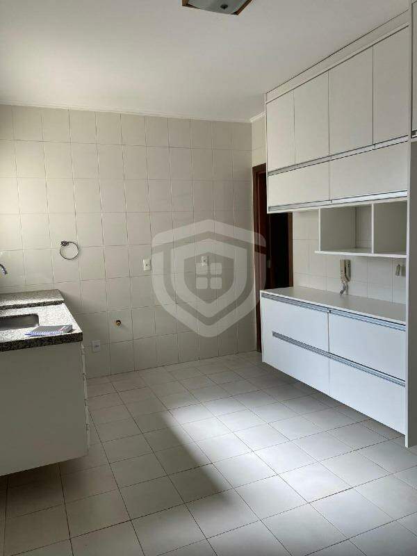 Apartamento à Venda no Vila Nova Cidade Universitária em Bauru/SP
