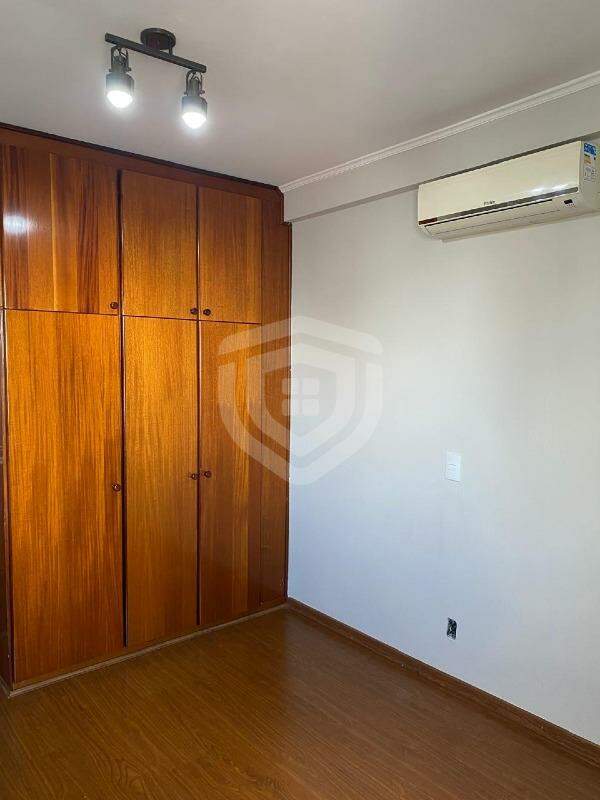 Apartamento à Venda no Vila Nova Cidade Universitária em Bauru/SP