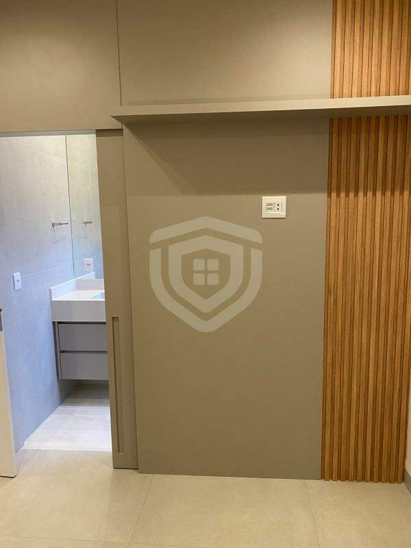 Casas Condomínio à Venda no Residencial Villa de León em Piratininga/SP