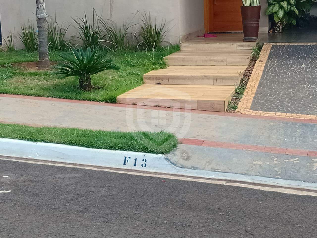 Casas Condomínio à Venda no Vila Santista em Bauru/SP