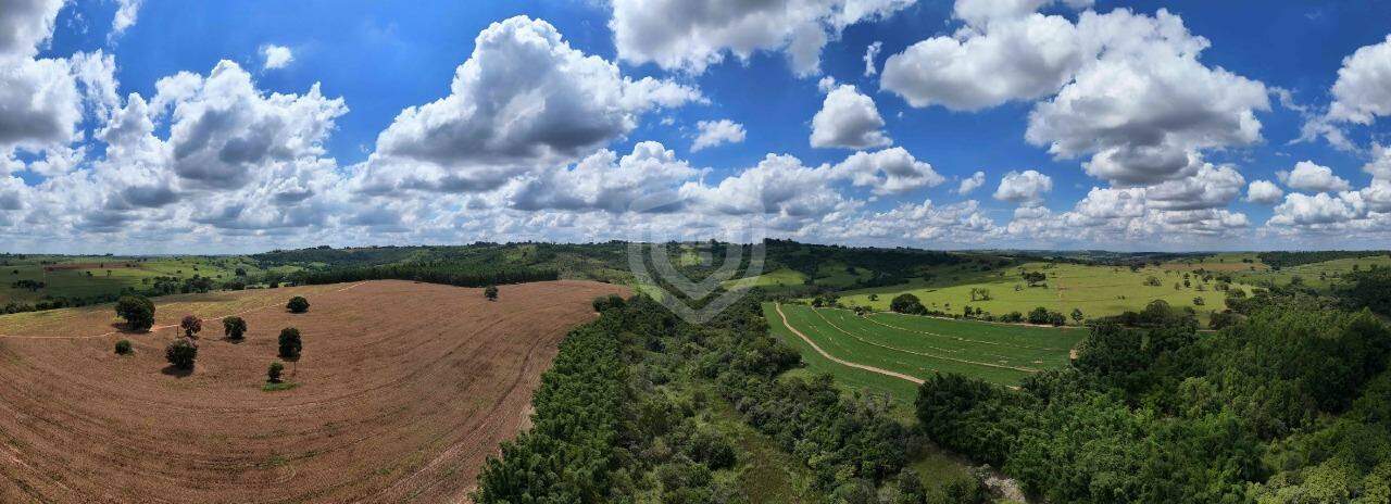 Rancho à Venda no Zona Rural em Echaporã/SP