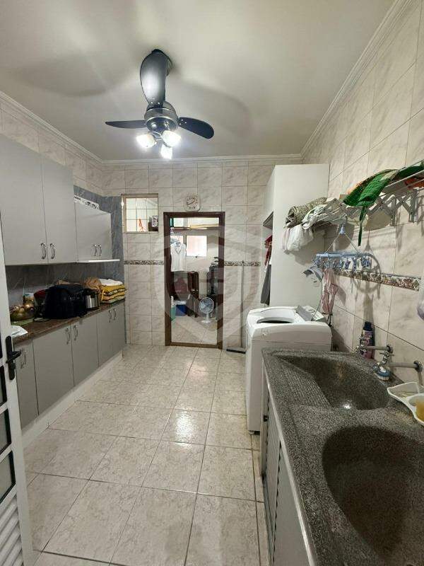 Casa à Venda no Parque Vista Alegre em Bauru/SP