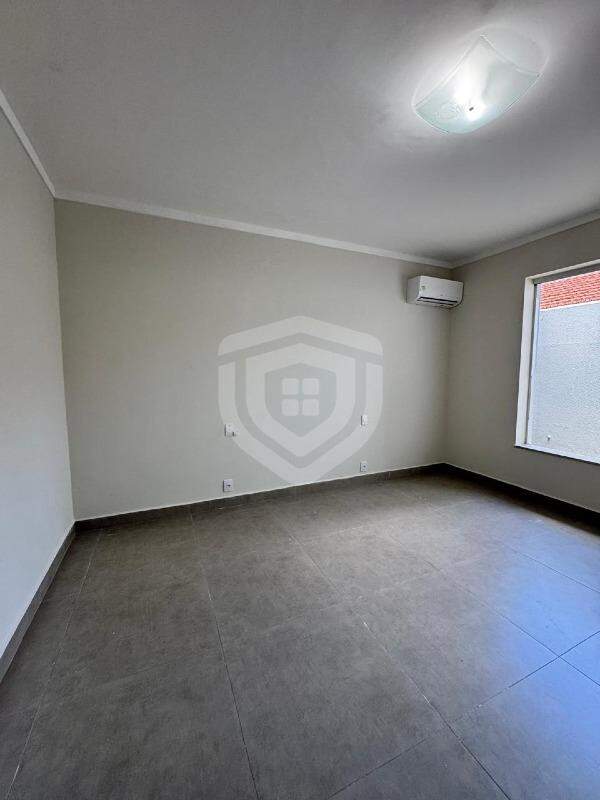 Sala / Escritório para alugar no Jardim Nasralla em Bauru/SP