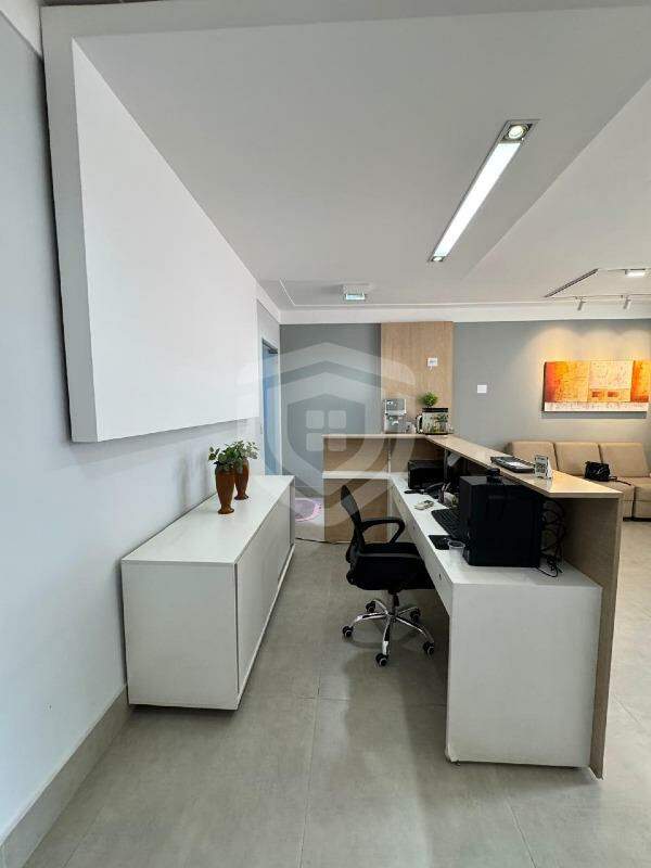 Sala / Escritório para alugar no Jardim Nasralla em Bauru/SP