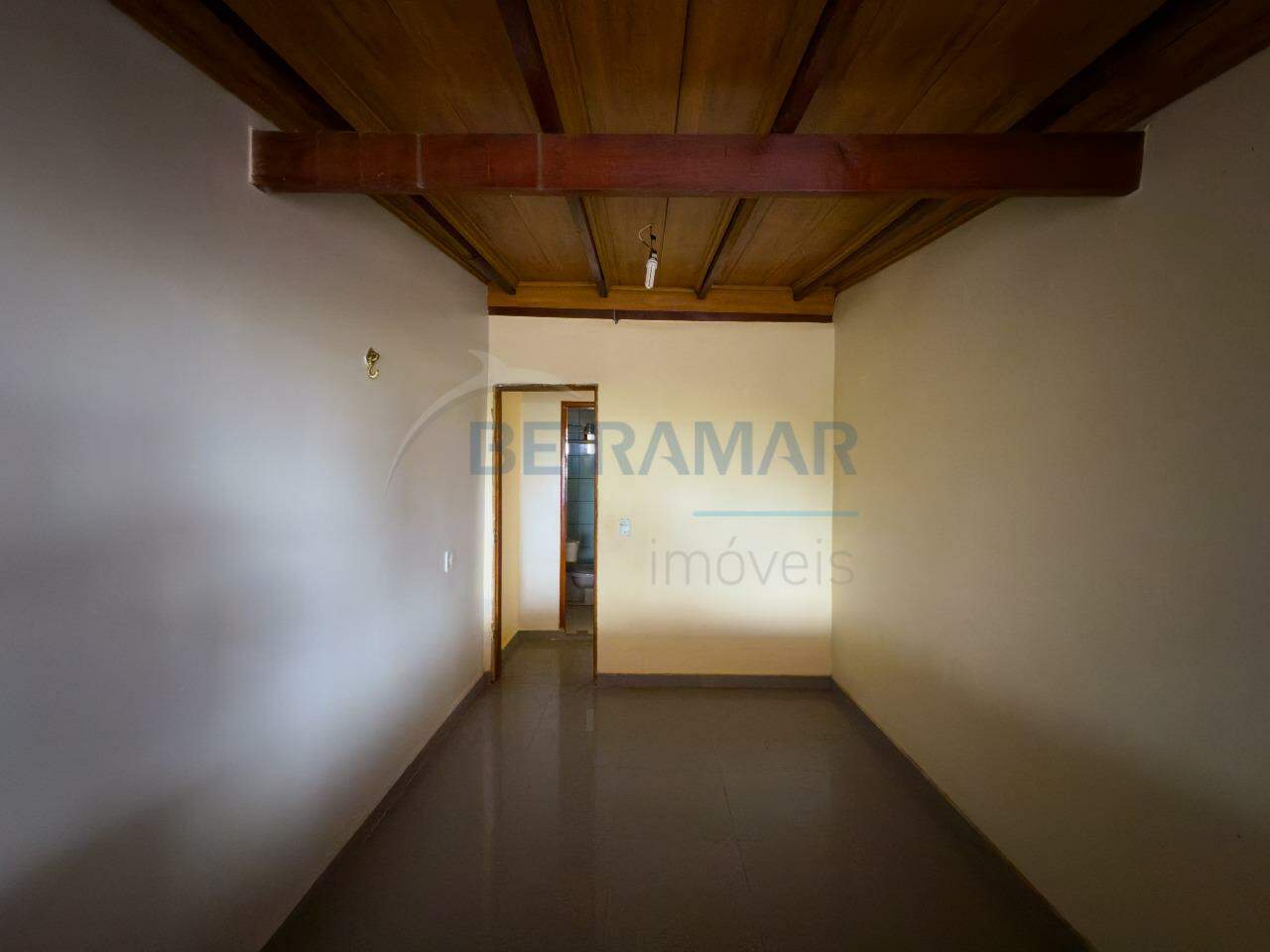 <br />
<b>Warning</b>:  Undefined property: stdClass::$fotos in <b>/home/beiramarimoveis/www/src/views/pages/detalhe-imovel.php</b> on line <b>135</b><br />
<br />
<b>Warning</b>:  Trying to access array offset on value of type null in <b>/home/beiramarimoveis/www/src/views/pages/detalhe-imovel.php</b> on line <b>135</b><br />
<br />
<b>Warning</b>:  Attempt to read property