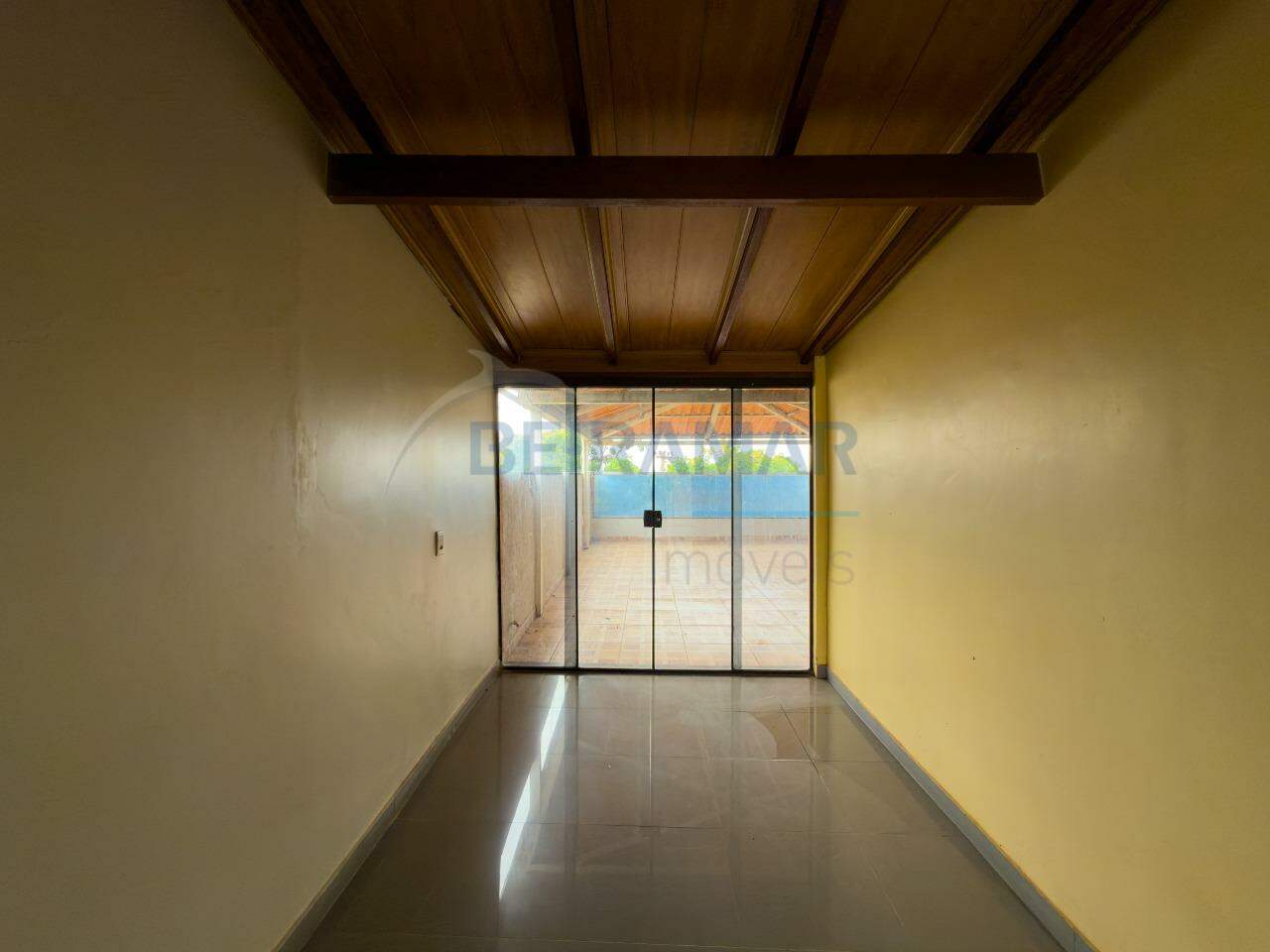 <br />
<b>Warning</b>:  Undefined property: stdClass::$fotos in <b>/home/beiramarimoveis/www/src/views/pages/detalhe-imovel.php</b> on line <b>135</b><br />
<br />
<b>Warning</b>:  Trying to access array offset on value of type null in <b>/home/beiramarimoveis/www/src/views/pages/detalhe-imovel.php</b> on line <b>135</b><br />
<br />
<b>Warning</b>:  Attempt to read property