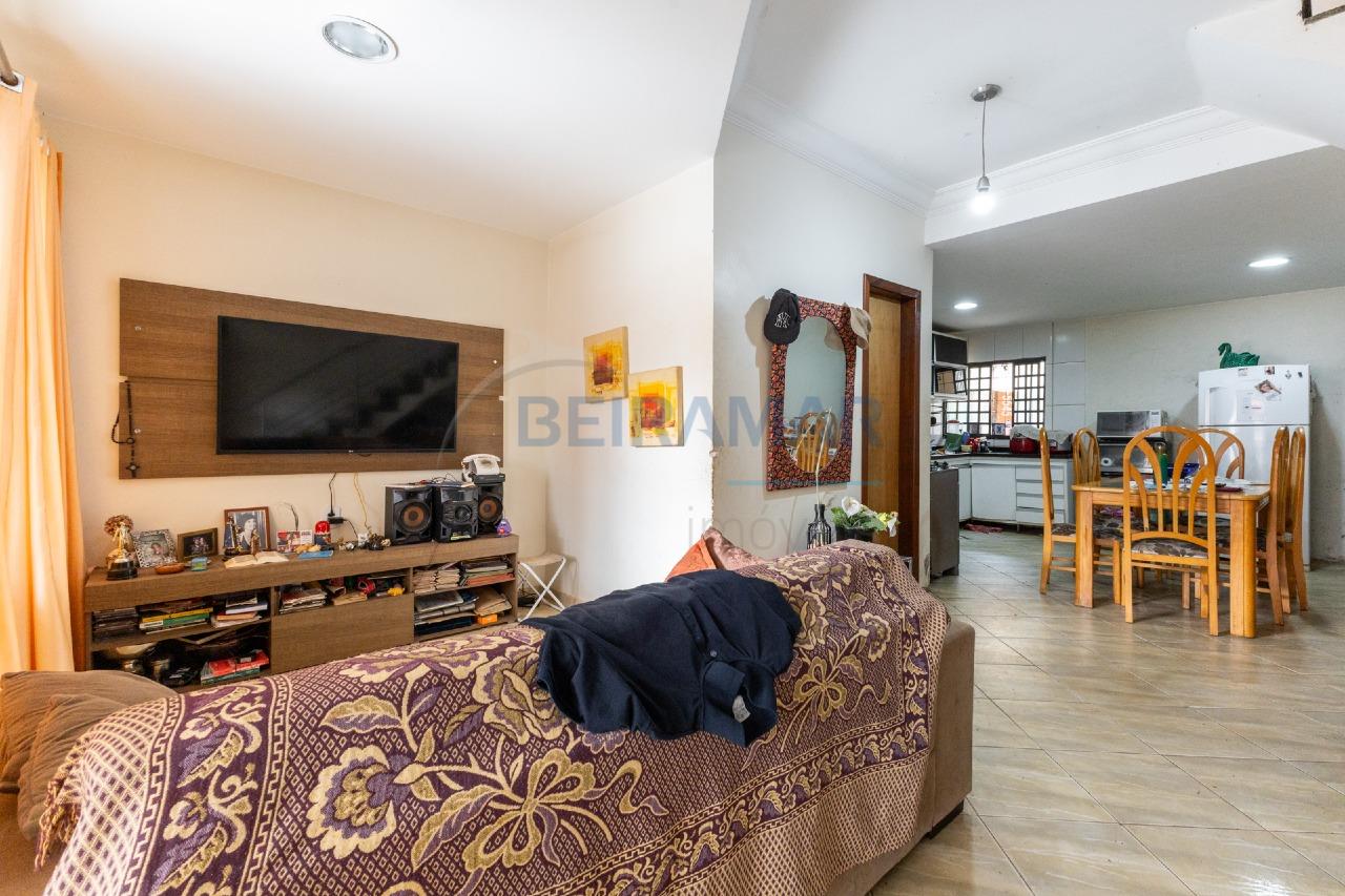 Casa à venda no Guará I: 