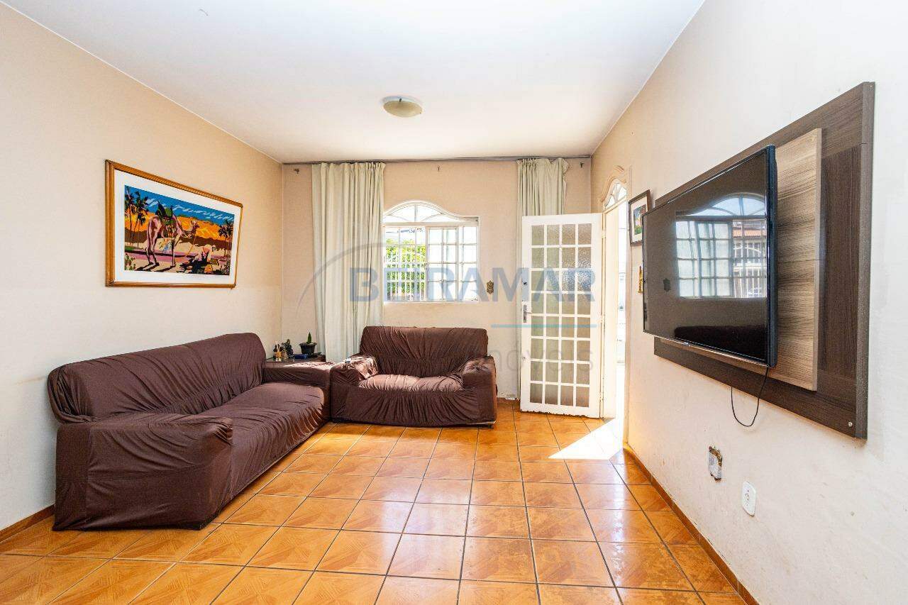 Casa à venda no Taguatinga: 