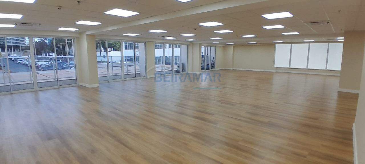 <br />
<b>Warning</b>:  Undefined property: stdClass::$fotos in <b>/home/beiramarimoveis/www/src/views/pages/detalhe-imovel.php</b> on line <b>135</b><br />
<br />
<b>Warning</b>:  Trying to access array offset on value of type null in <b>/home/beiramarimoveis/www/src/views/pages/detalhe-imovel.php</b> on line <b>135</b><br />
<br />
<b>Warning</b>:  Attempt to read property