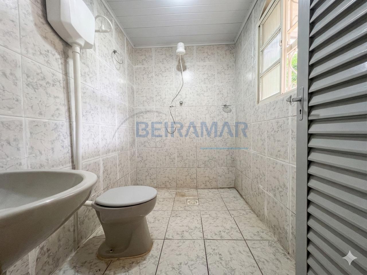 Kitnet para aluguel no Guará I: 