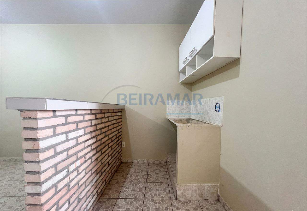 Kitnet para aluguel no Guará I: 