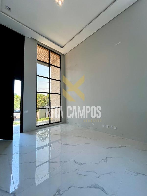 Sobrado à venda no Residencial Mirante do Lago: 