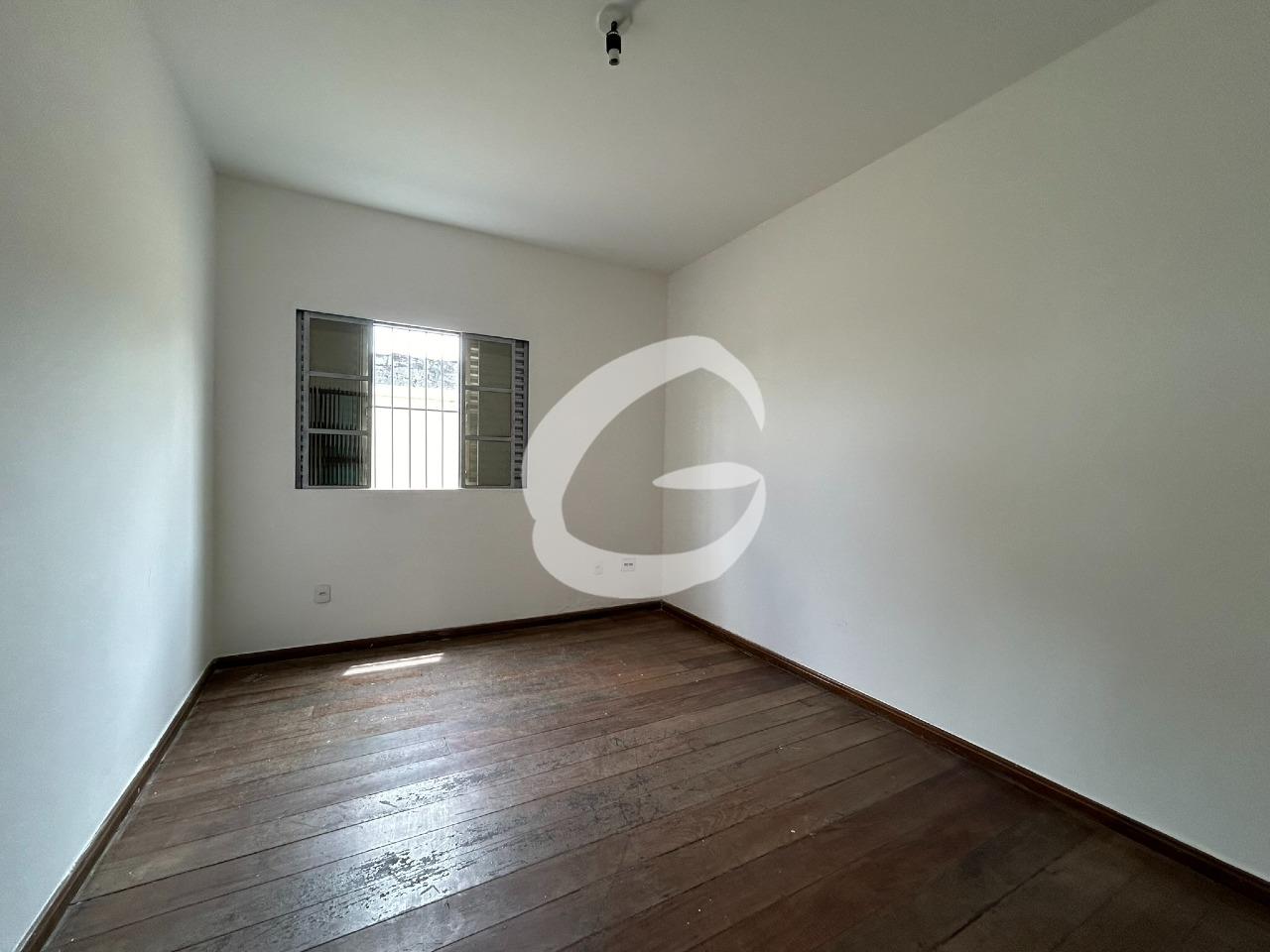 Casa para aluguel no Planalto: 