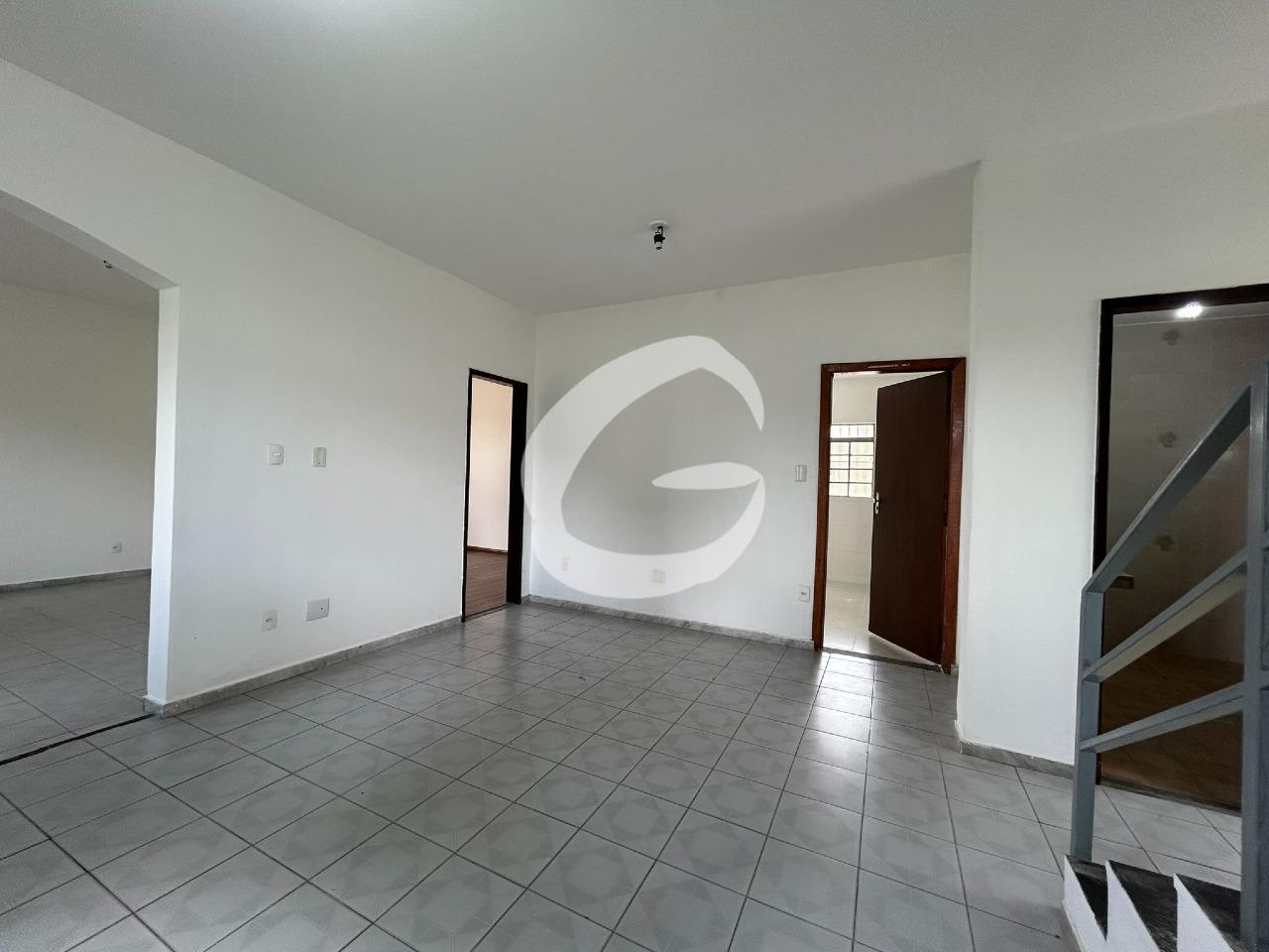 Casa para aluguel no Planalto: 