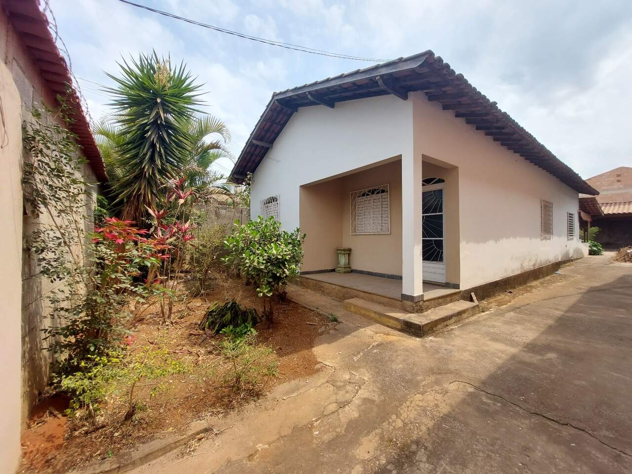 Casa à venda no Bom Jesus: 