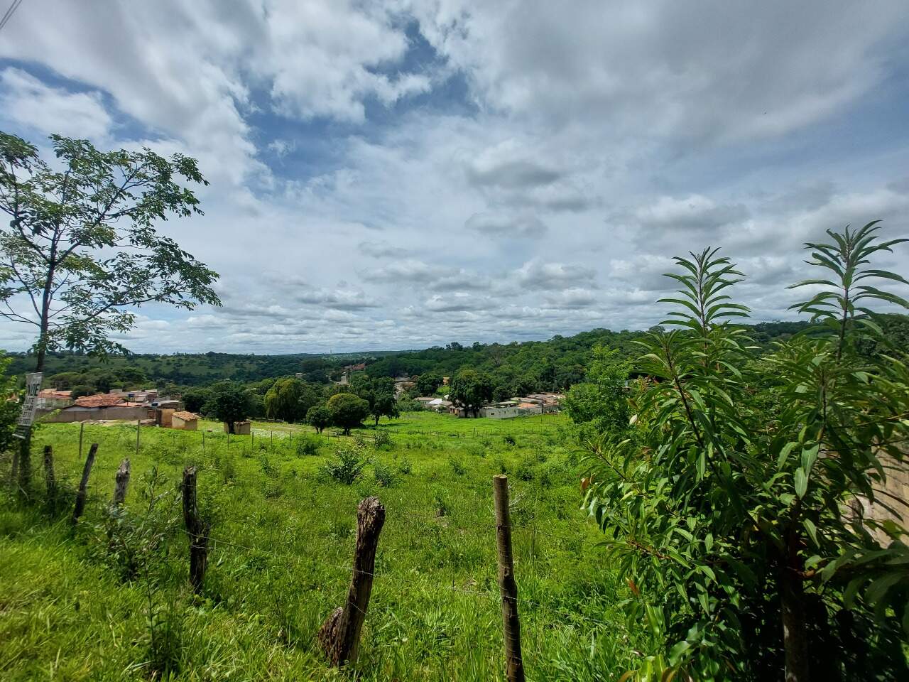 Chácara à venda no Araças: 