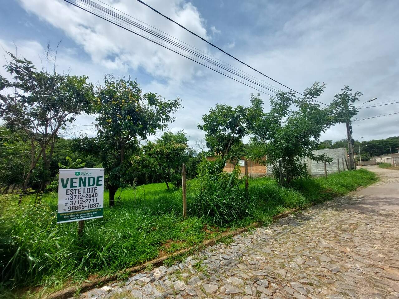 Lote à venda no PLANALTO : 