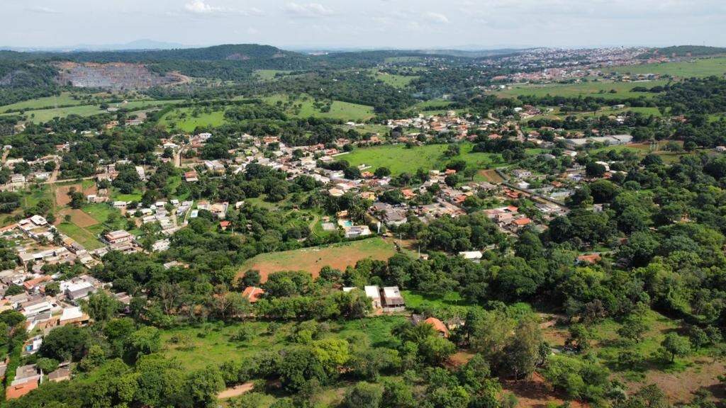 Terreno à venda no Mocambeiro: 