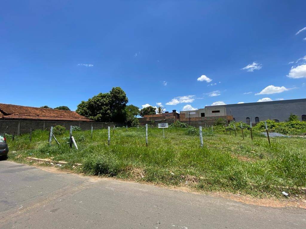 Lote à venda no Bom Jesus: 