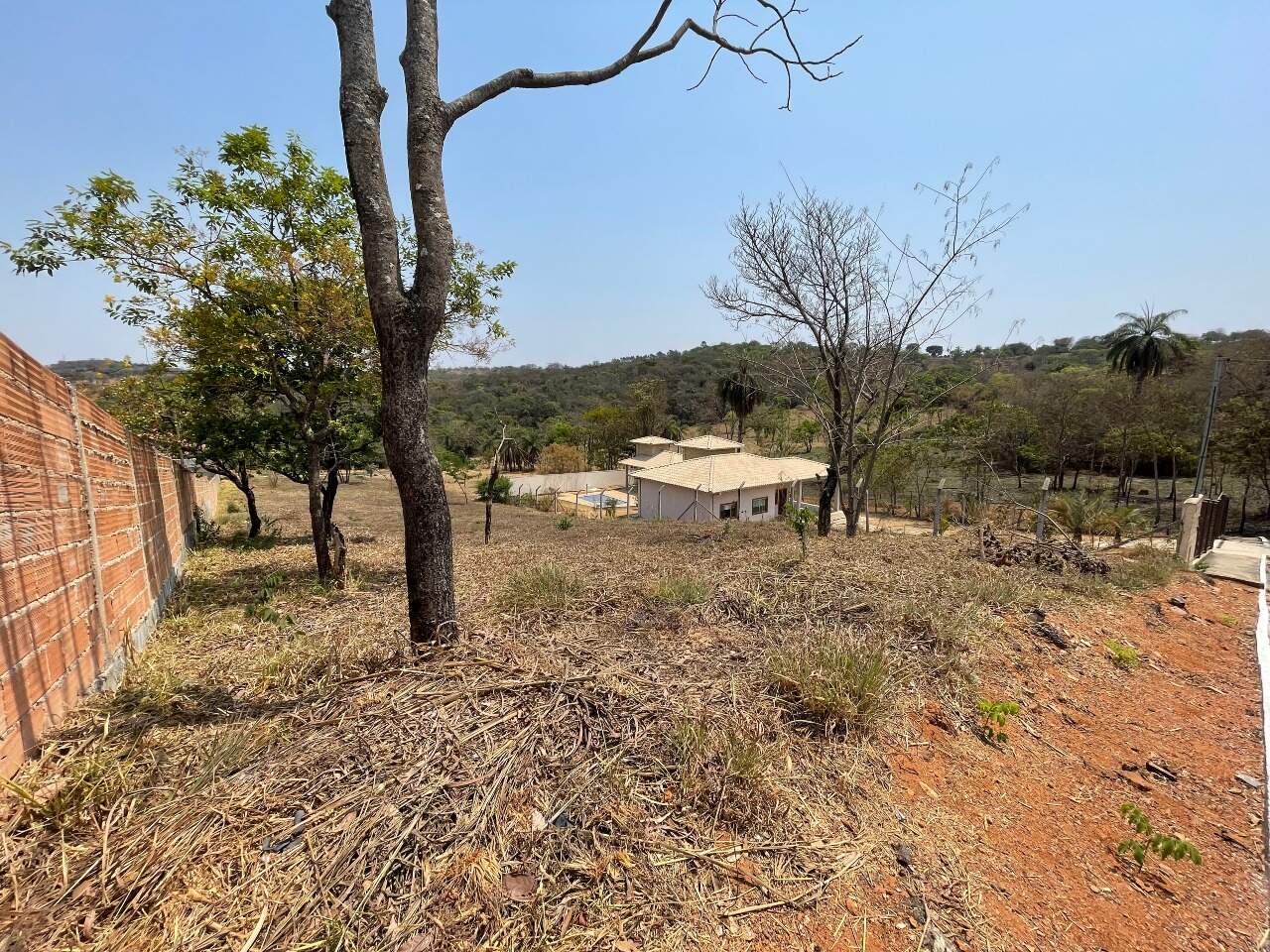 Lote à venda no Represa Vile: 