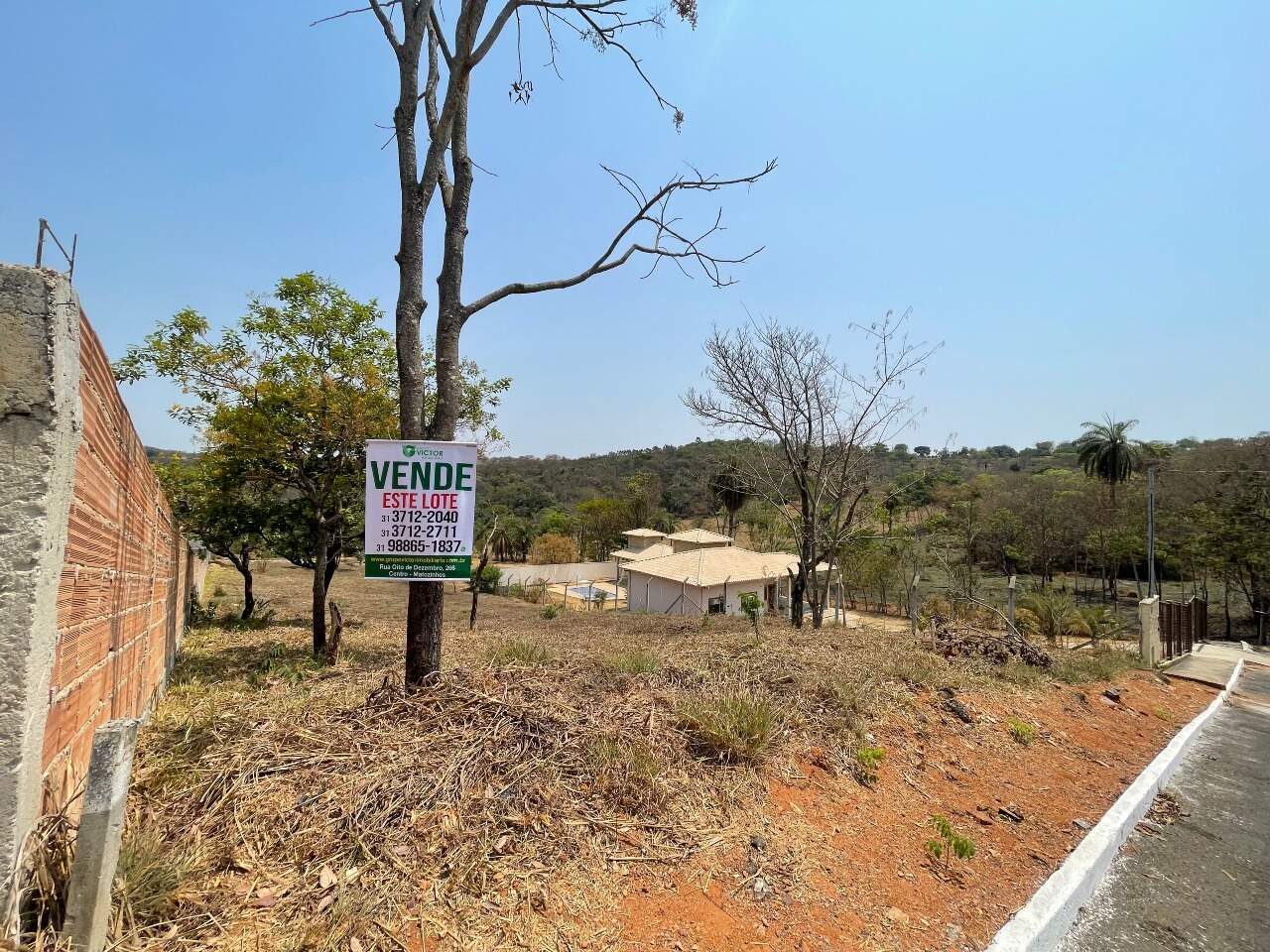 Lote à venda no Represa Vile: 