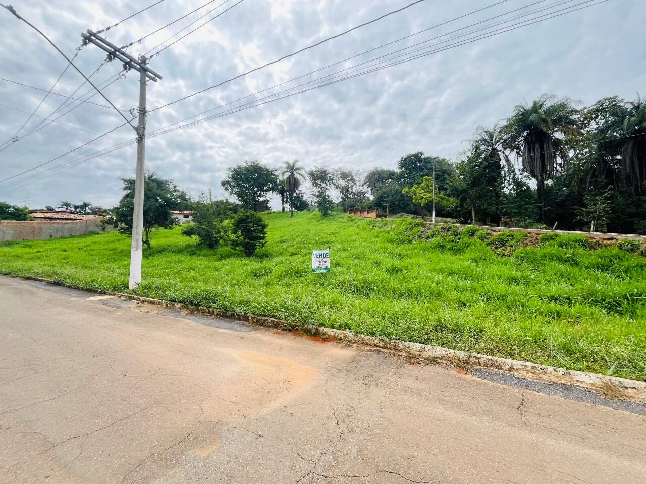Lote em condomínio à venda no Represa Vile: 